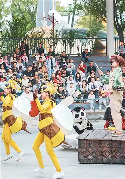 消费热力全开，新场景引爆市场亮点