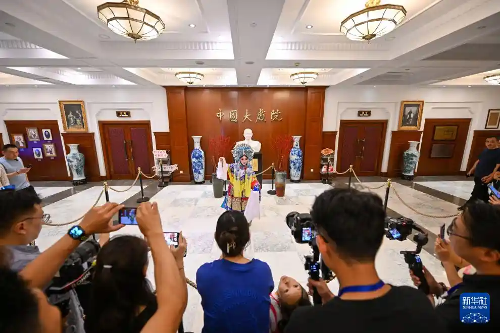 戏动津门——2025天津戏剧节引爆文旅新热潮