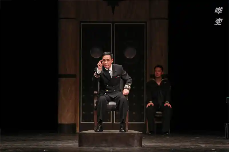《哗变》重现舞台，台词风暴震撼人心