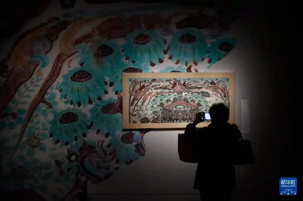 《墨香遗韵·丝路华章——甘肃艺术珍品展璀璨启幕》