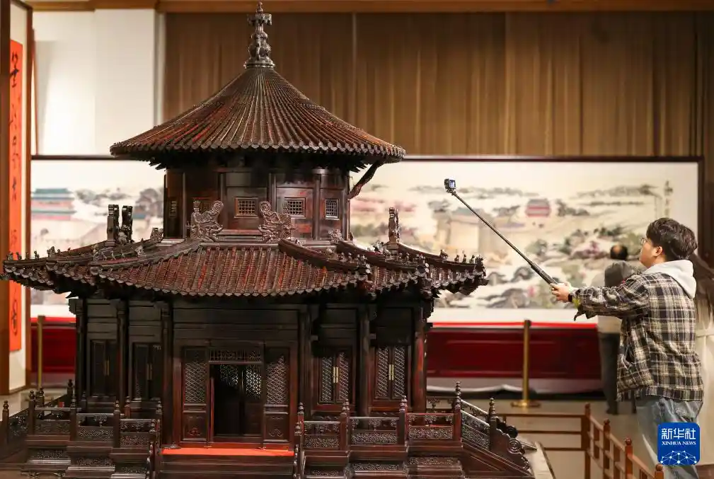 紫檀之美尽显，中国紫檀博物馆展现艺术珍藏