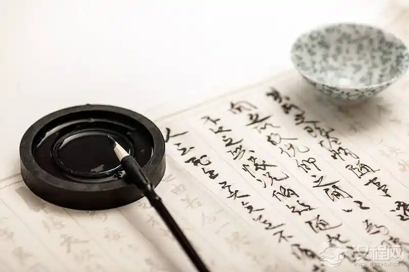 《千载翰墨情：汉字规范与书法艺术的共生密码》