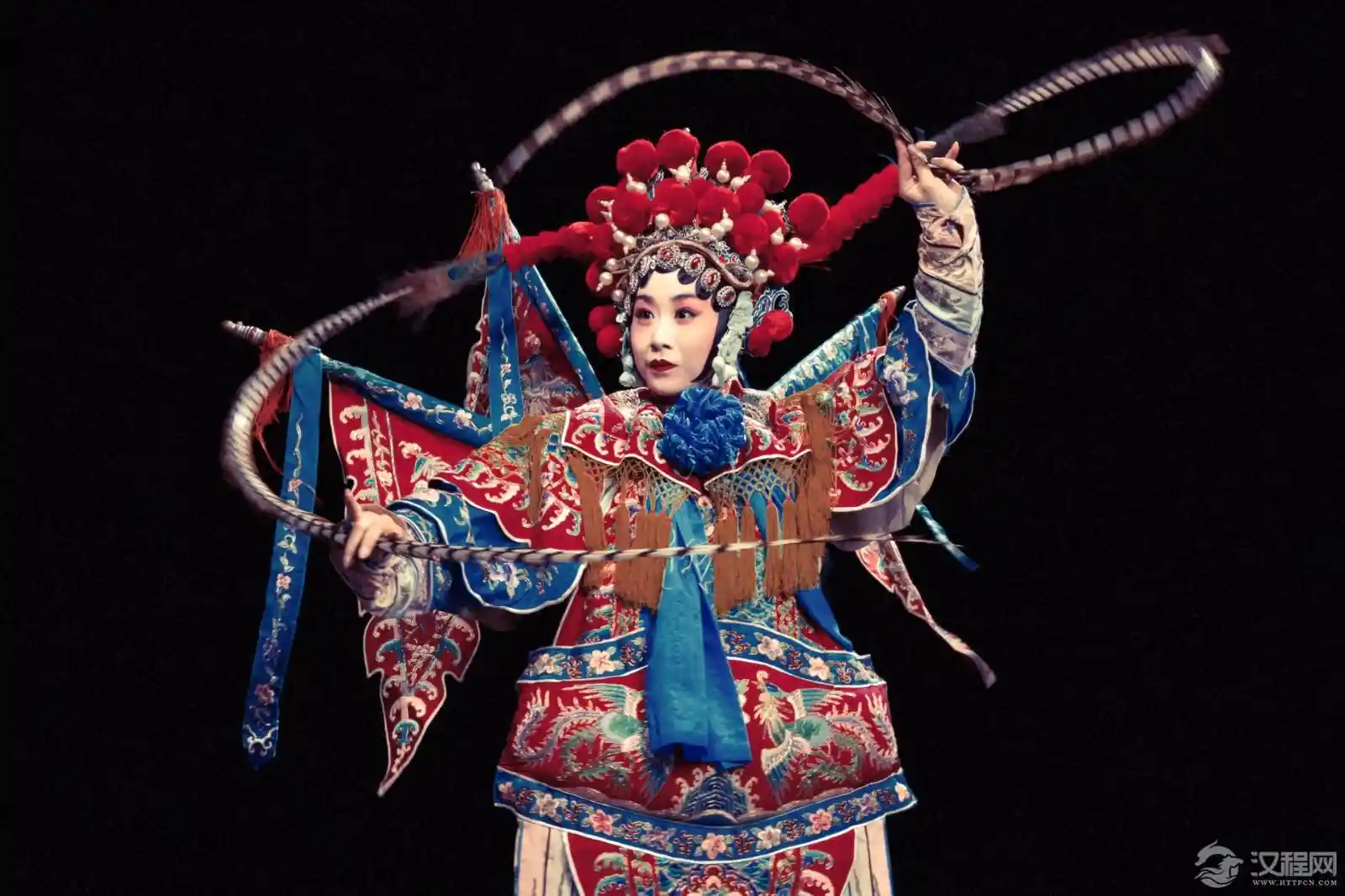 《锣鼓铿锵：探寻戏曲舞台上的声音魔力》