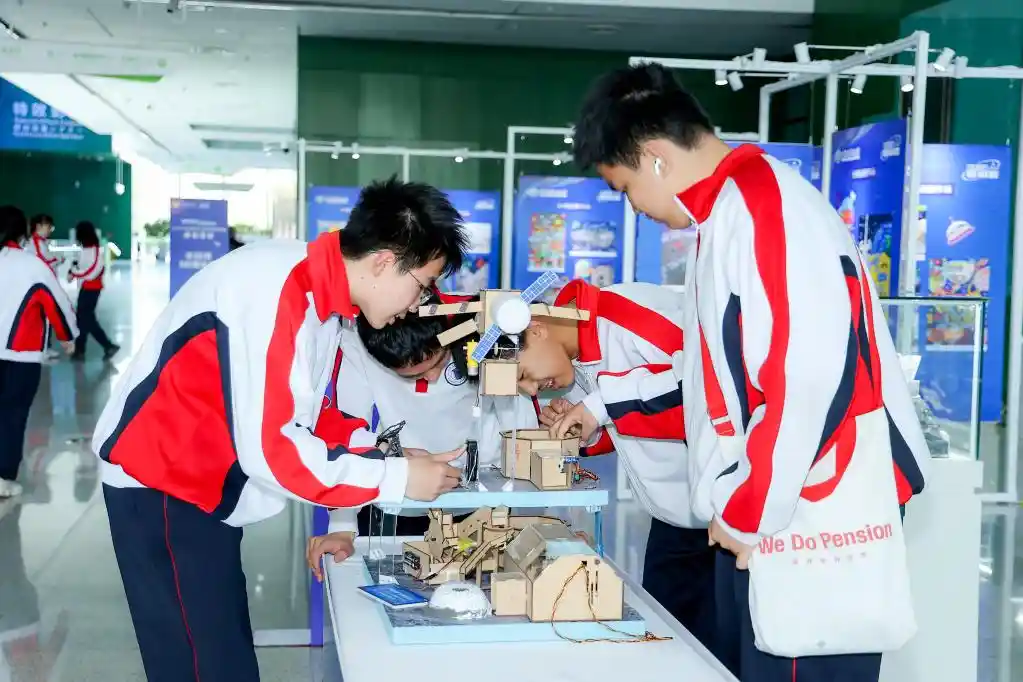 探索未来：2025年中国科技馆科学方法特训营重磅来袭