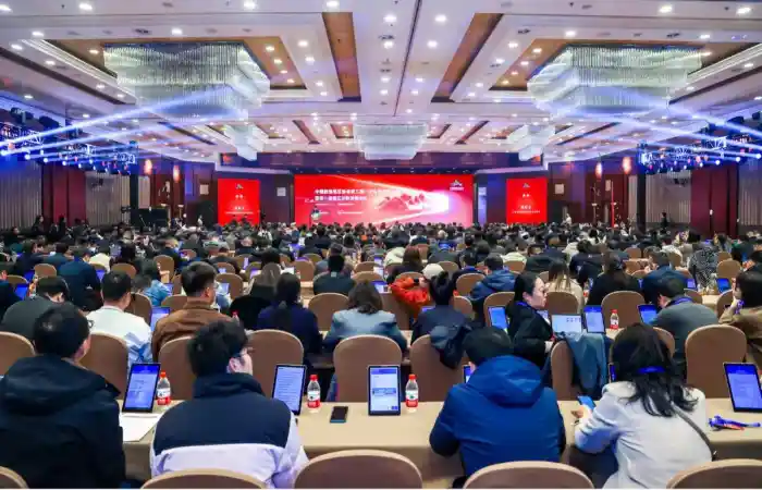 霍建军荣膺中国旅游景区协会新一届理事长，陈献春出任秘书长引领行业新征程