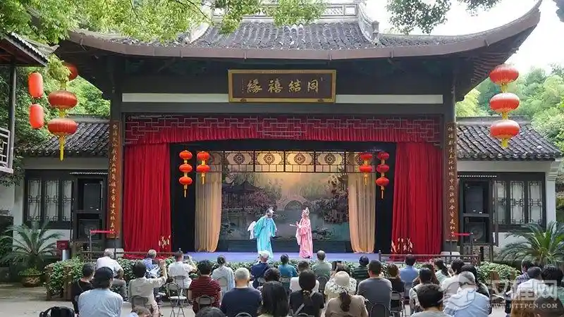 京剧伴奏乐团的金牌班底：主要乐器一览