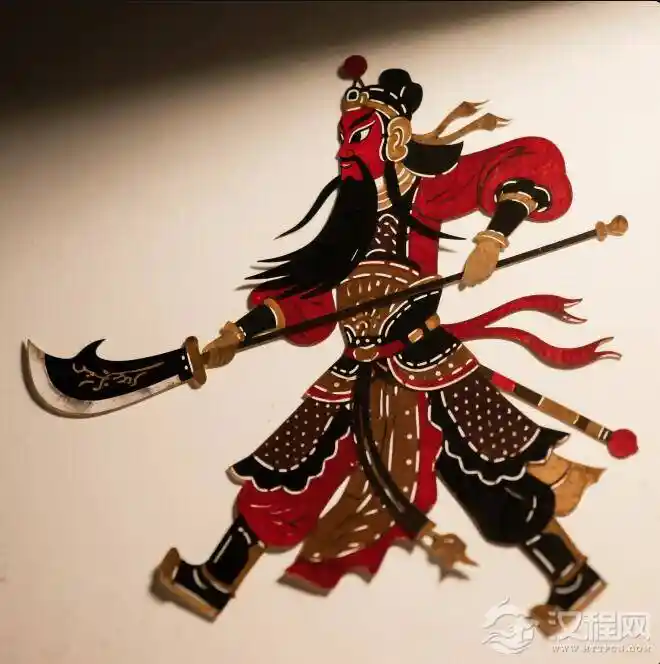 《关公皮影：千年光影传奇的奇幻蜕变》