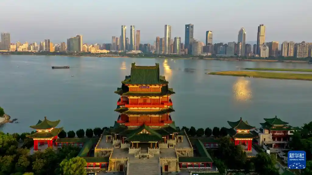 千年滕王阁焕新升级，古韵新潮释放城市活力