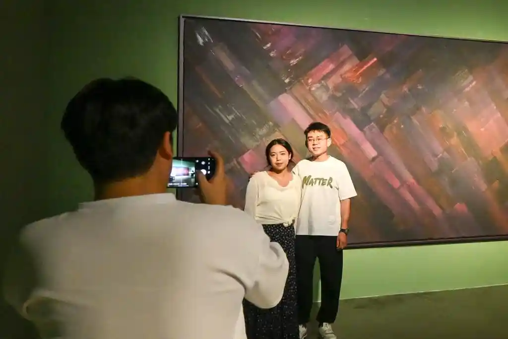 十周年焕新颜：银川当代美术馆启幕先锋艺术盛宴