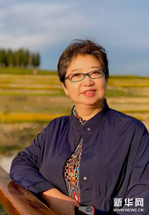 篆刻里的春雨：骆芃芃演绎二十四节气的金石之美